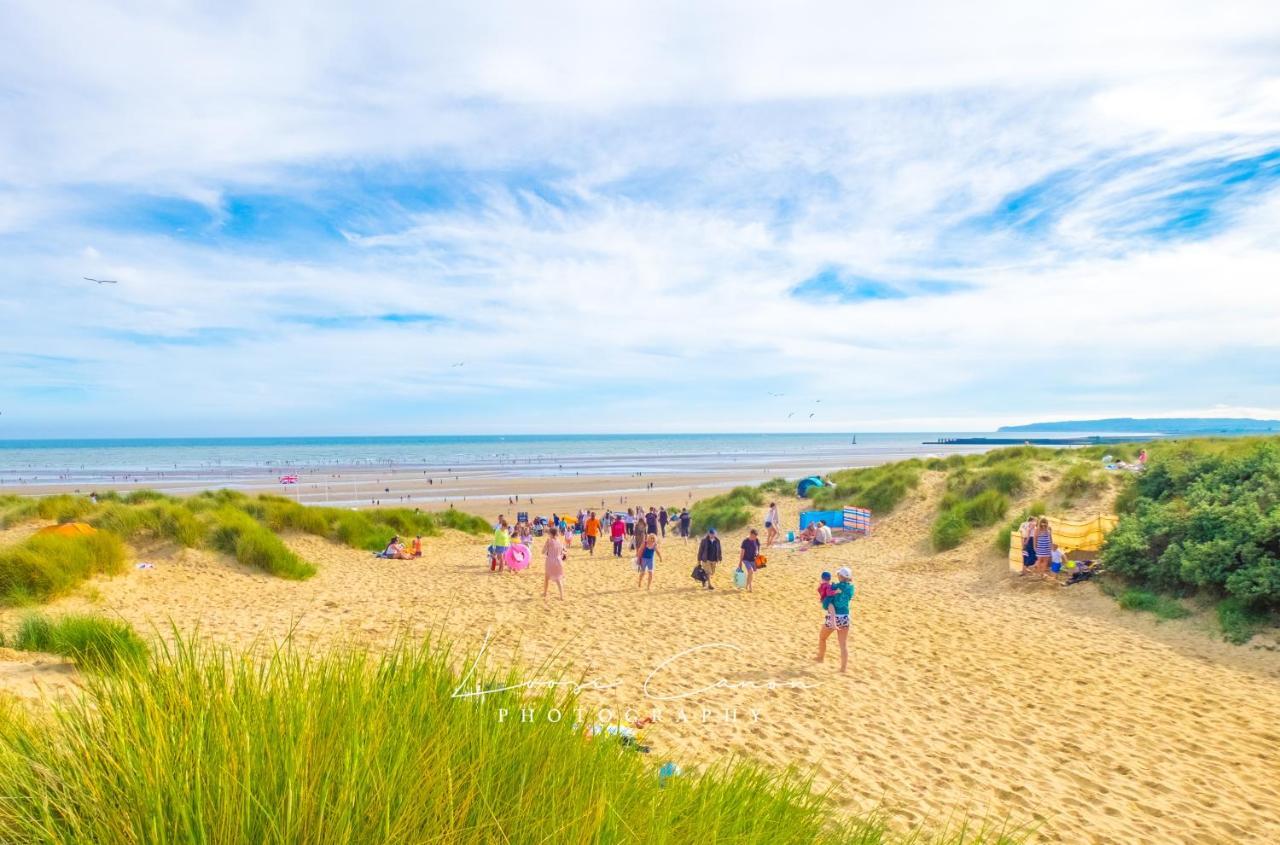 Sea 'N' Stars Platinum Plus Holiday Home With Views, Free Wifi And Netflix Camber Eksteriør billede