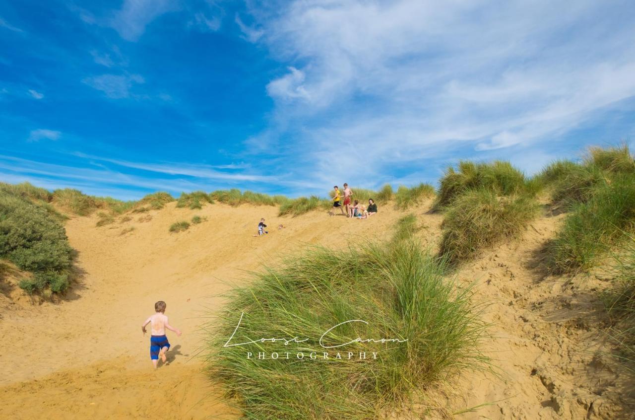 Sea 'N' Stars Platinum Plus Holiday Home With Views, Free Wifi And Netflix Camber Eksteriør billede