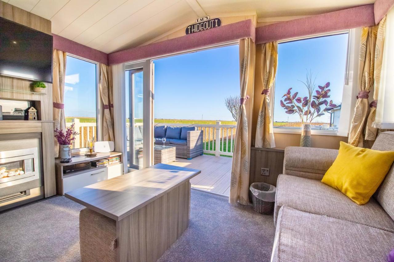 Sea 'N' Stars Platinum Plus Holiday Home With Views, Free Wifi And Netflix Camber Eksteriør billede