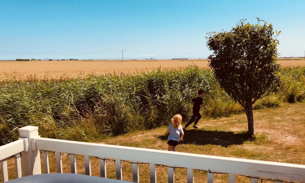 Sea 'N' Stars Platinum Plus Holiday Home With Views, Free Wifi And Netflix Camber Eksteriør billede
